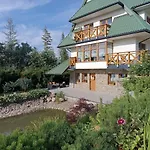 Nad Stawem Apartman *